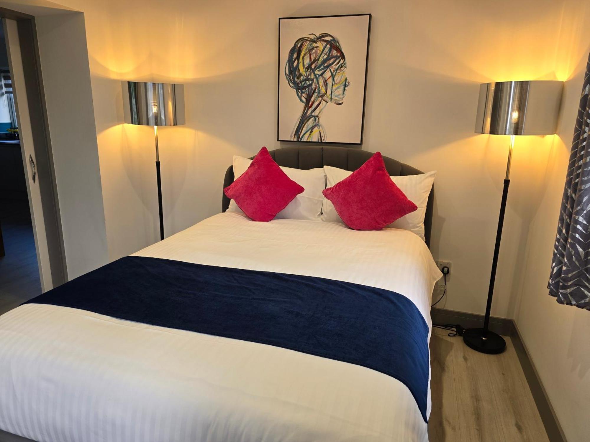 Heather House , Luxury Holiday House In ピトロクリー エクステリア 写真